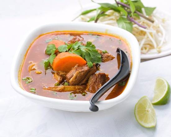207 - Beef Stew with Tomato Soup （茄汁牛腩粉）